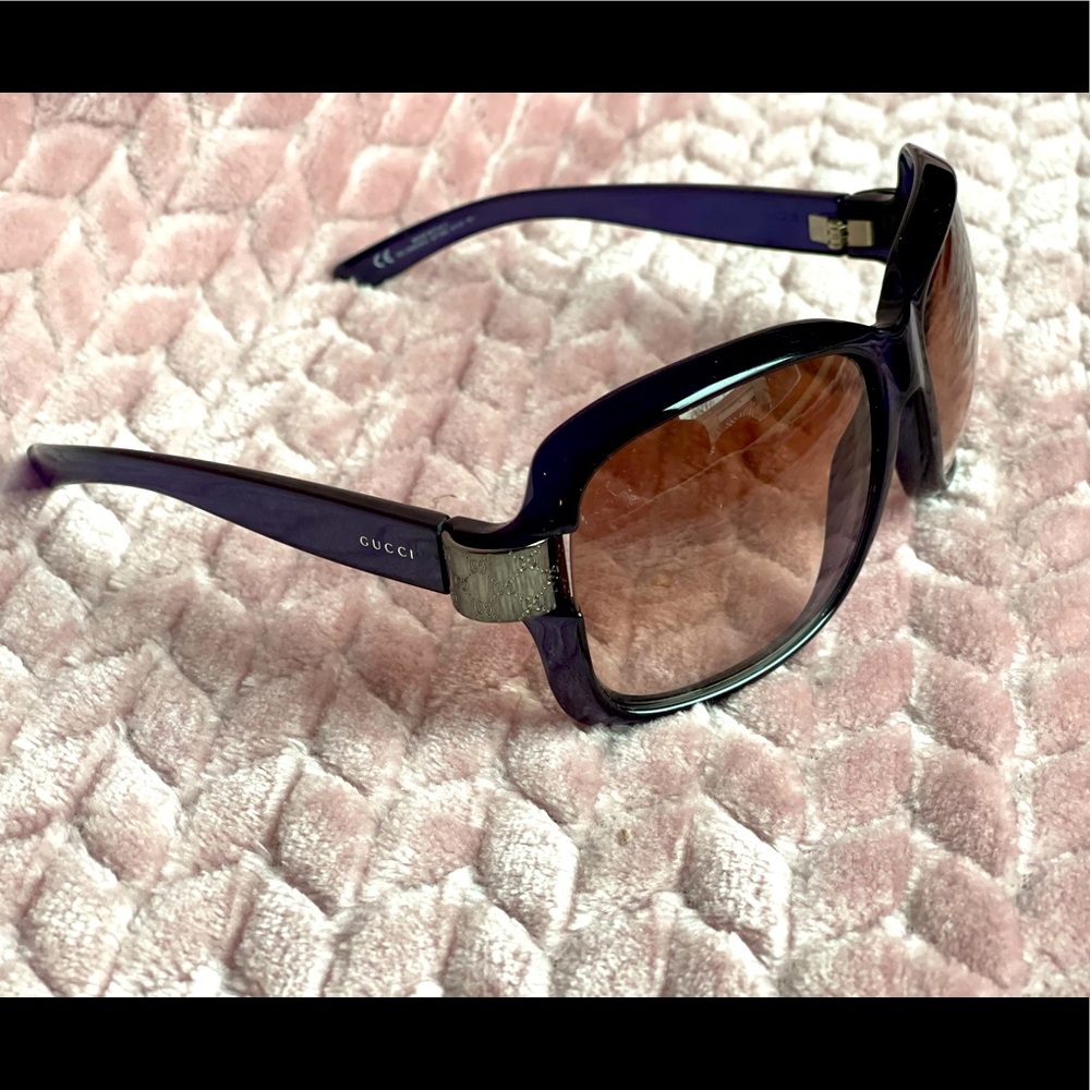 Gucci Sunglasses 🕶